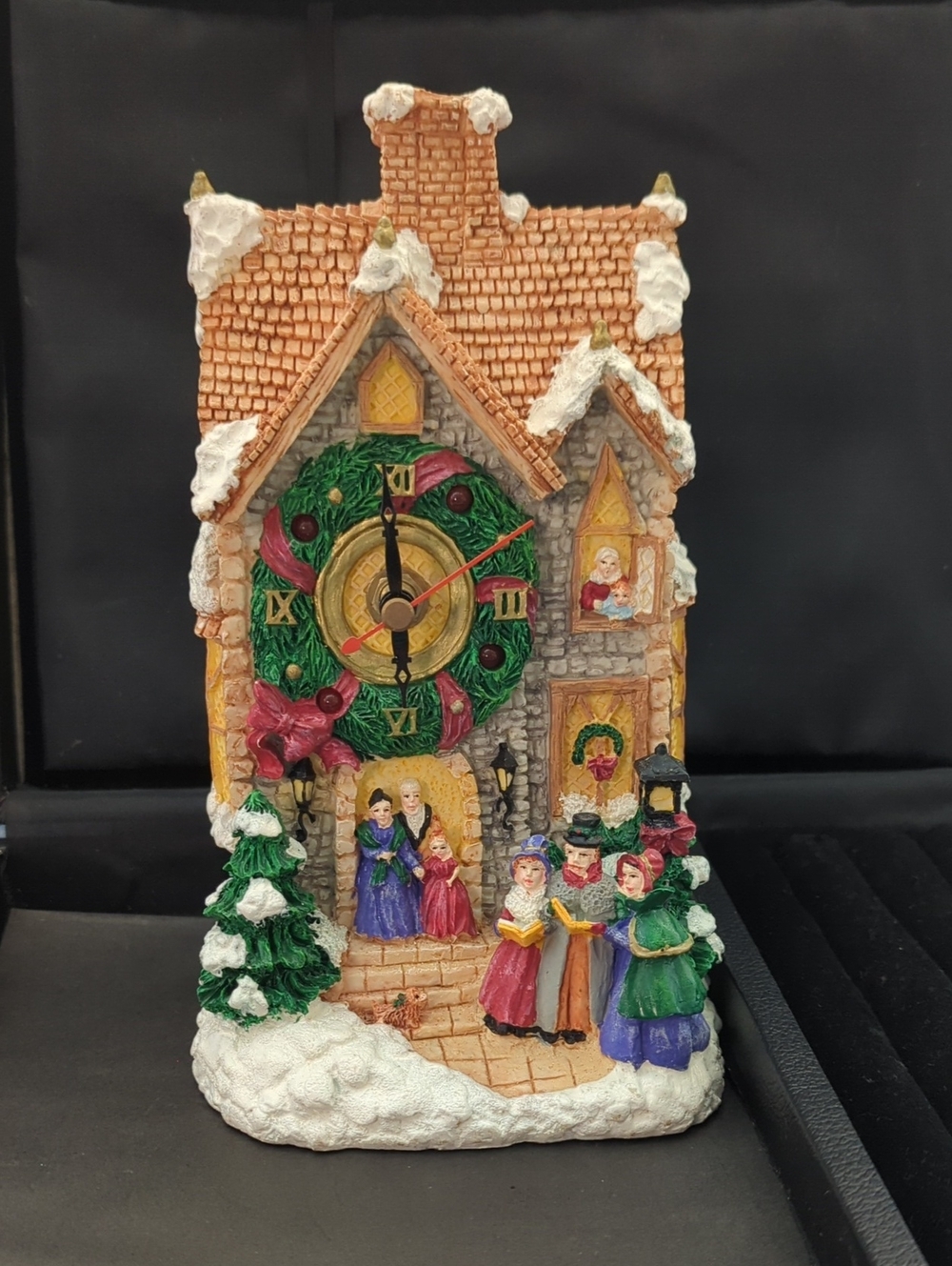 Holiday Carolers Decorative Wall Or Shelve Clock